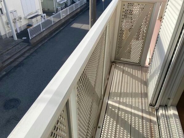 稲毛駅 バス17分  宮の社中央下車：停歩5分 2階の物件内観写真